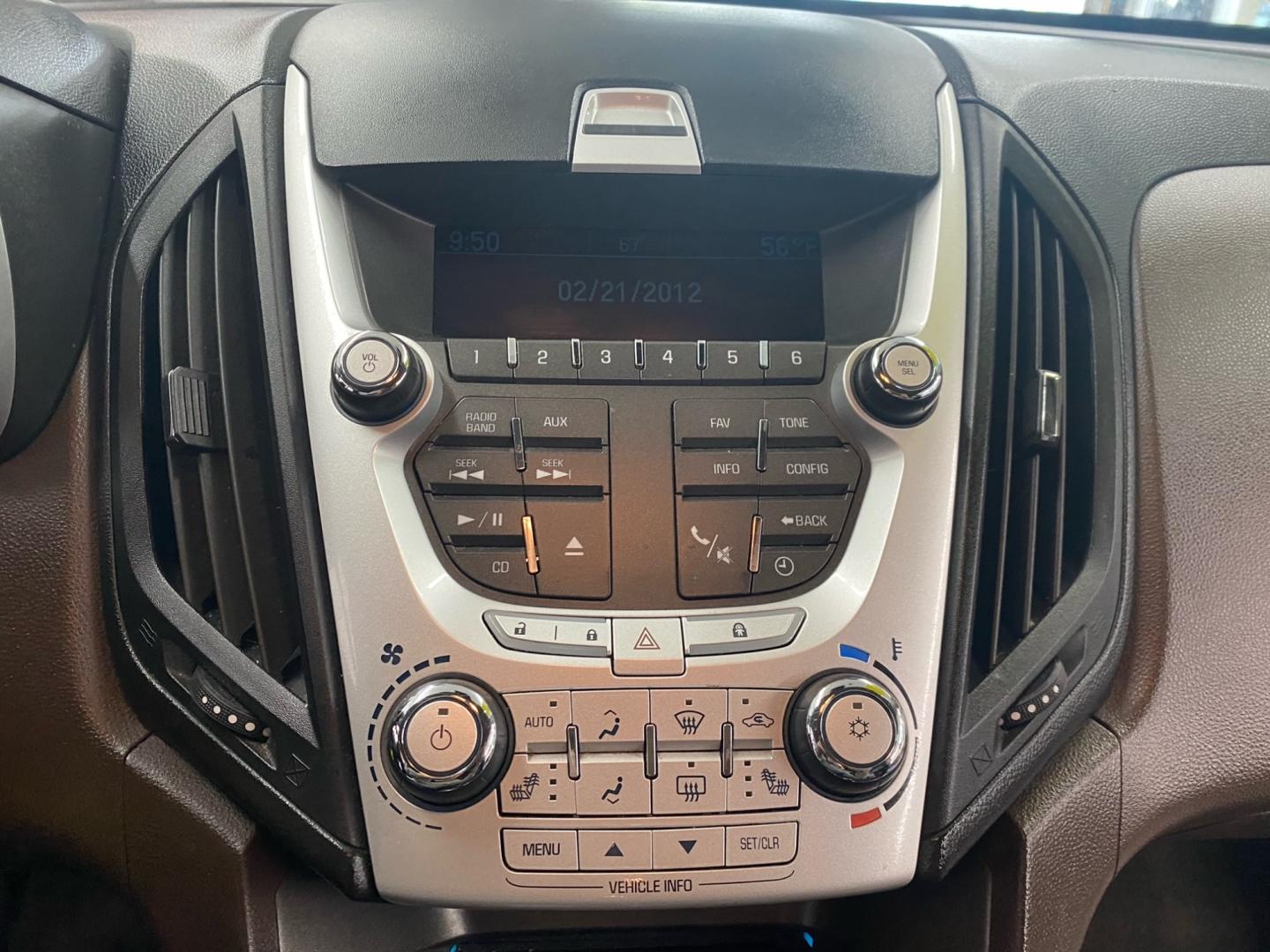 2011 GOLD /Gray Chevrolet Equinox 2LT 2WD (2GNALPEC4B1) with an 2.4L L4 DOHC 16V engine, 6-Speed Automatic transmission, located at 533 S West End Blvd., Quakertown, PA, 18951, (877) 257-4995, 40.343994, -75.303604 - INCLUDED IN THE SALE PRICE OF EVERY VEHICLE: 48 Hour Money Back Guarantee 6 Month - 6,000 Mile Warranty Brand New PA State Inspection & Emission $10 Oil Changes for the Life of the Loan Complete CARFAX - Photo#7